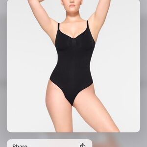 SKIMS 4x Seamless Sculpt Brief Bodysuit | Onyx